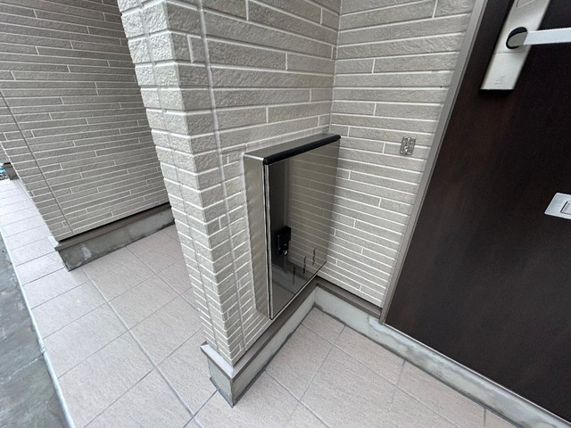 クレスト蓮の玄関