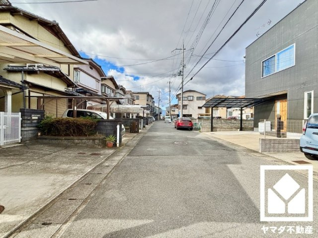 伏見区久我本町の前面道路含む現地写真