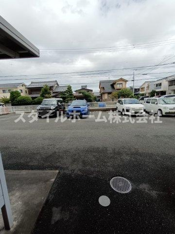 アヴェニュー美和Ⅱの駐車場