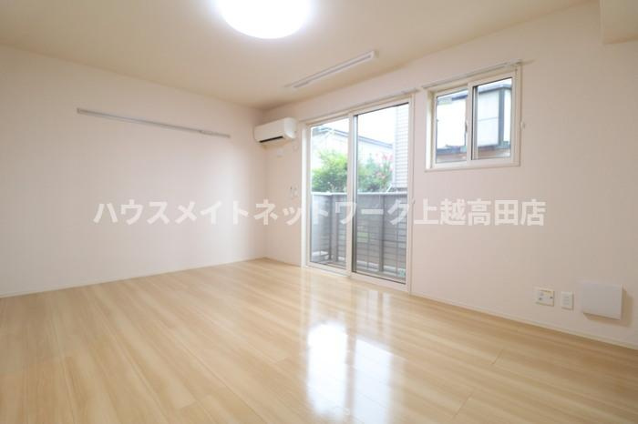 コントレイルの洋室|洋室