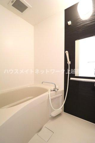 コントレイルの浴室|浴室