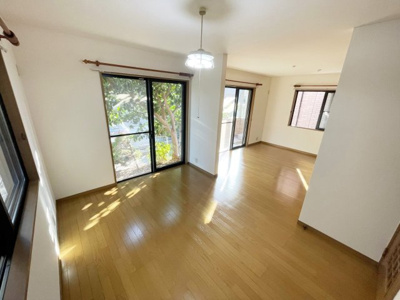 ★★11帖越えの洋室・仕切りをつけて、分けることもできます★★