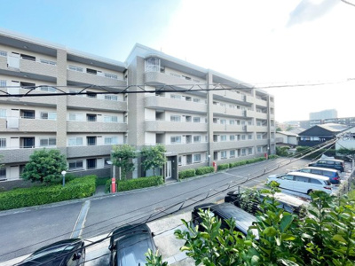 ★★南向きで明るい日差しが差し込みます★★