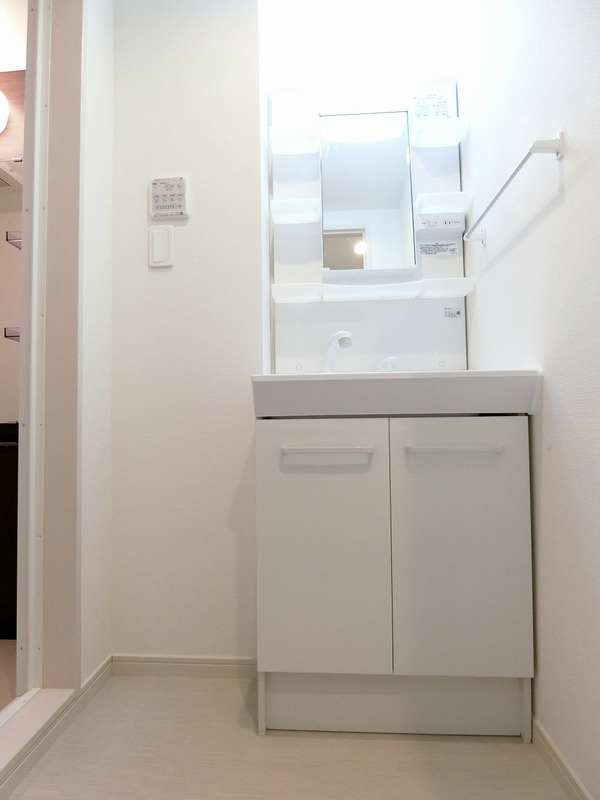 リブリ・川崎溝の口の洗面所