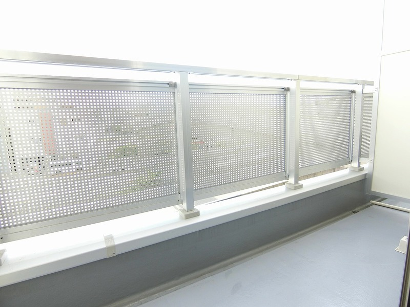 リブリ・川崎溝の口のバルコニー