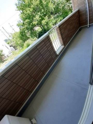 プティ　ボヌールのバルコニー