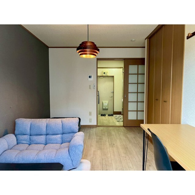 【居間・リビング】 | 洋室