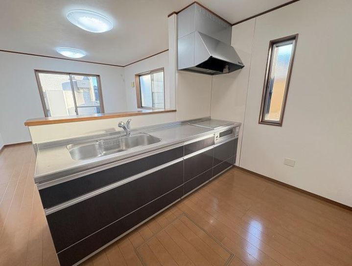 南区下溝　中古戸建のキッチン|きれいなキッチンです