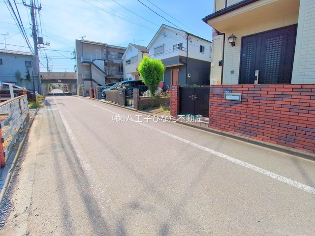 祝：成約済み　八王子市　中野上町　中古戸建の前面道路含む現地写真|～仲介手数料無料☆八王子ひなた不動産～八王子市中野上町　中古戸建