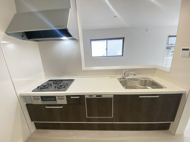 『八王子市新築戸建て』八王子市富士見町9-12【仲介手数料無料】　５期のキッチン|～仲介手数料無料☆八王子ひなた不動産～八王子市富士見町　新築戸建て
