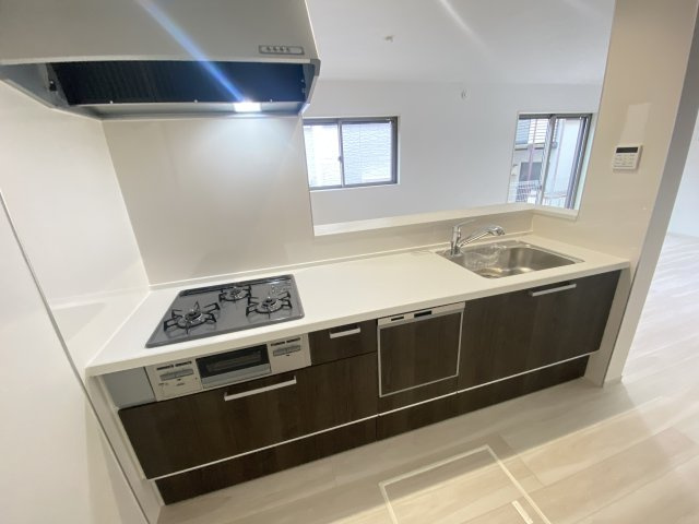 『八王子市新築戸建て』八王子市富士見町9-12【仲介手数料無料】　５期のキッチン|～仲介手数料無料☆八王子ひなた不動産～八王子市富士見町　新築戸建て
