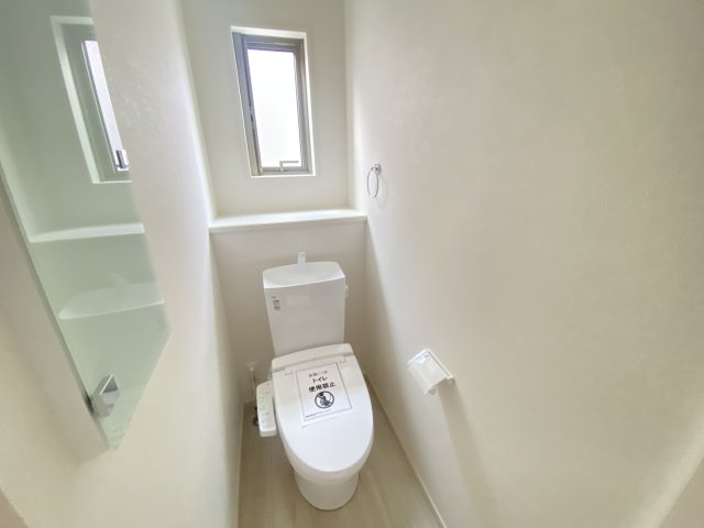 『八王子市新築戸建て』八王子市富士見町9-12【仲介手数料無料】　５期のトイレ|～仲介手数料無料☆八王子ひなた不動産～八王子市富士見町　新築戸建て
