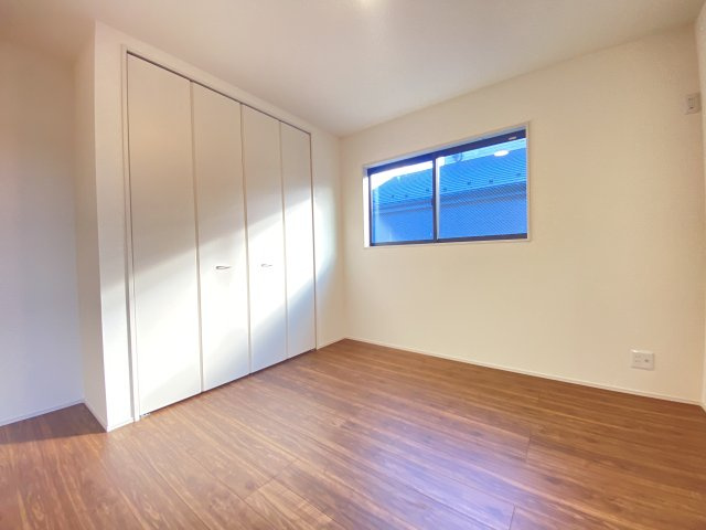 『八王子市新築戸建て』八王子市川口町1356-1【仲介手数料無料】　４６期の洋室|～仲介手数料無料☆八王子ひなた不動産～八王子市川口町　新築戸建て