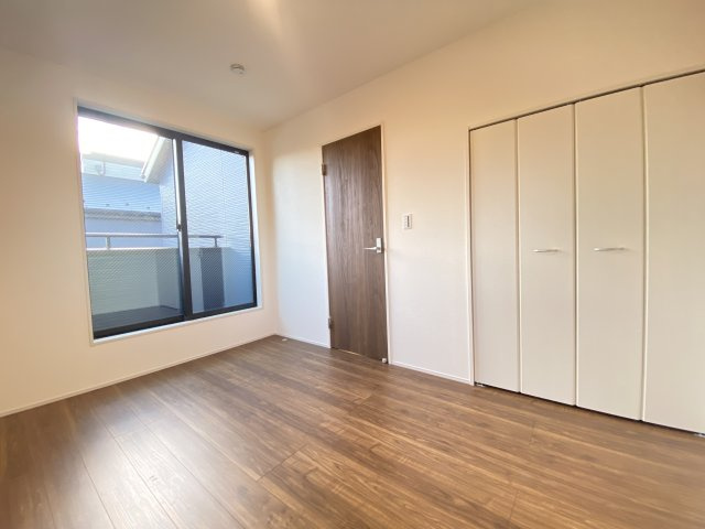 『八王子市新築戸建て』八王子市川口町1356-1【仲介手数料無料】　４６期の洋室|～仲介手数料無料☆八王子ひなた不動産～八王子市川口町　新築戸建て