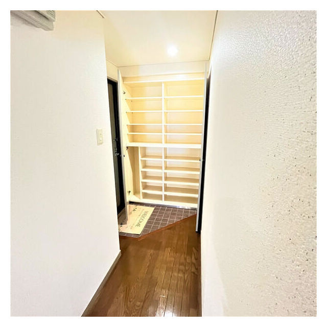 セジュール７２８の玄関