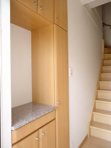 アルバカーサ　Ⅰ号館の玄関