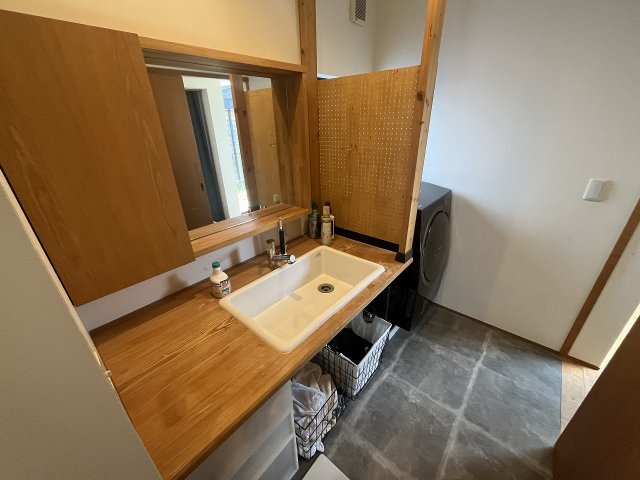 中古住宅　川島松原町の洗面所