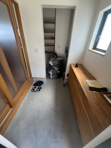 中古住宅　川島松原町の玄関