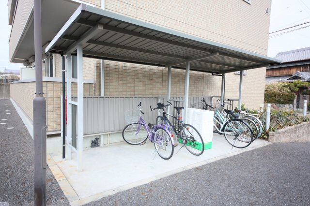 グランシャリオ前屋敷Aのその他共用部分