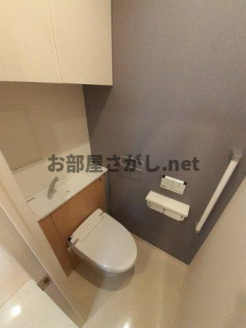 ジーヴイ　アリイ　アサクサのトイレ|コンパクトで使いやすいトイレです