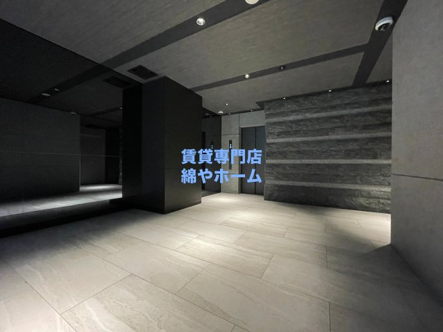 S-RESIDENCE難波大国町Unoのロビー