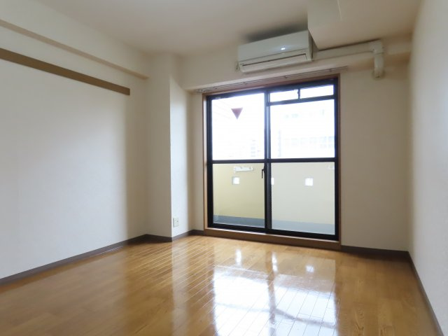 エレーヌ十三の居間・リビング