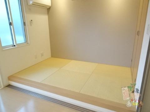 グランドソレイユ　Ａの居間・リビング|和室