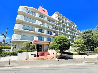 【外観】 | 大倉山陽光ハイツ | ◆管理体制良好なマンションです。清潔感のあるエントランスに開放感のある住環境。