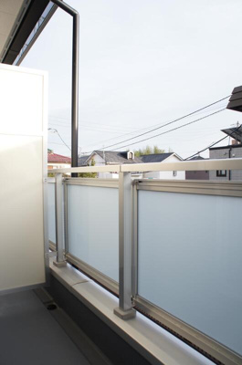 【バルコニー】 | リブリ・CASA TRES | 落ち着いた時間を過ごせるバルコニーです