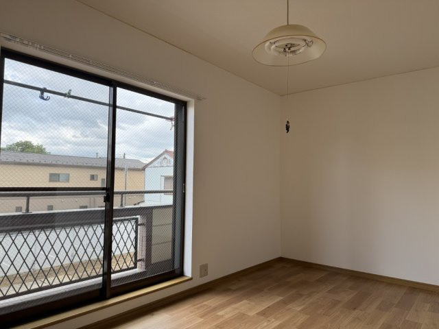 【洋室】 | ハイツヤマダ | ゆったりした洋室です