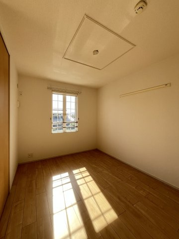 フローラーリアの洋室