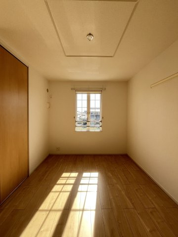 フローラーリアの洋室