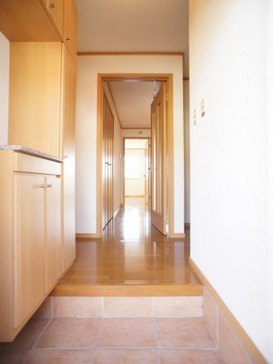 【玄関】 | ポワールⅡ | シューズボックスが付いています♪