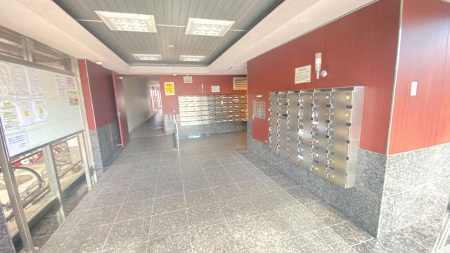 旭コーポB棟の設備|集合ポストの現地外観写真です。