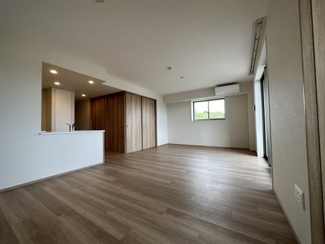 グランカーサ川崎生田の居間・リビング