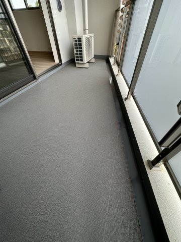 グランカーサ川崎生田のバルコニー