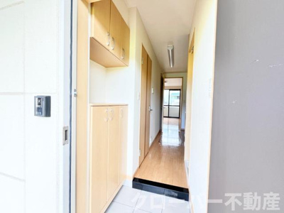 【玄関】 | グランシャリオ | 玄関