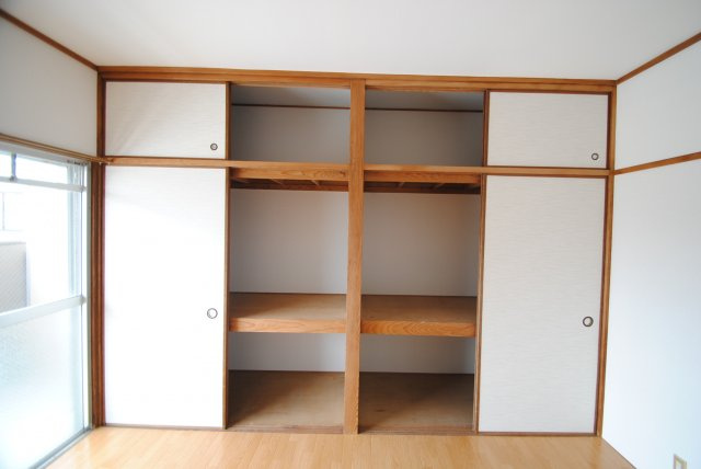 山本ビルの収納|内装イメージ：同物件別室