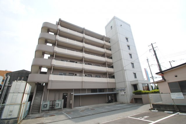 山本ビルの外観