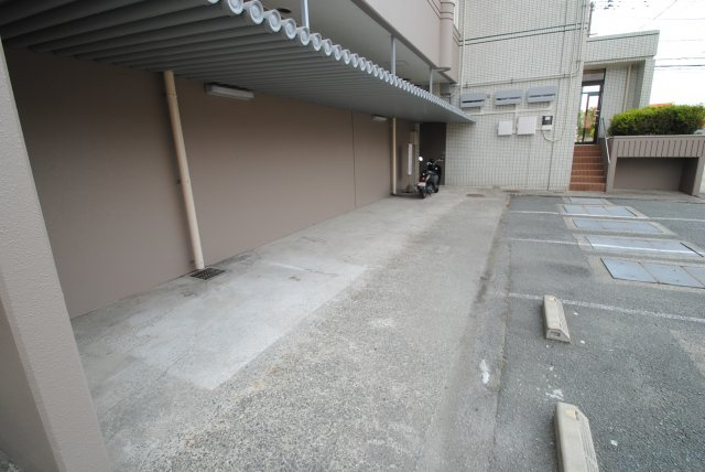 山本ビルのその他共用部分|駐輪場