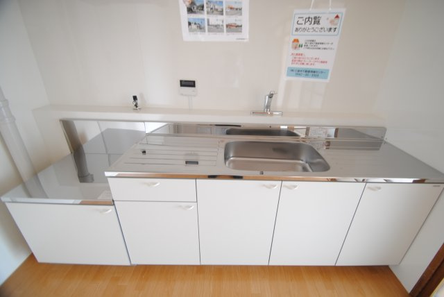 山本ビルのキッチン|内装イメージ：同物件別室