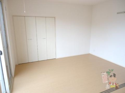 トゥールモンドの居間・リビング|寝室