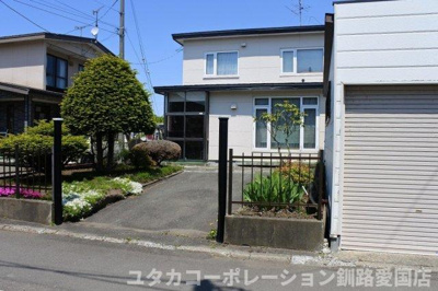 【外観】 | 昭和中央1丁目売家 | 小中学校が徒歩10分以内にあり、お子様の通学も安心です♪