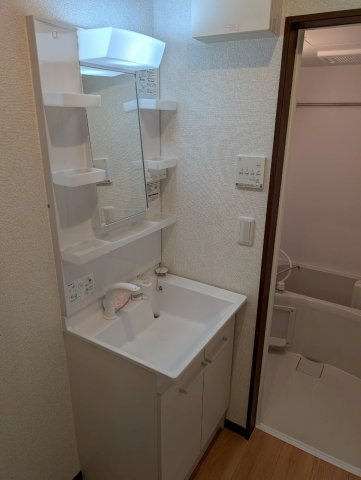 GOD BLESS OMIYAの独立洗面台|独立洗面台です