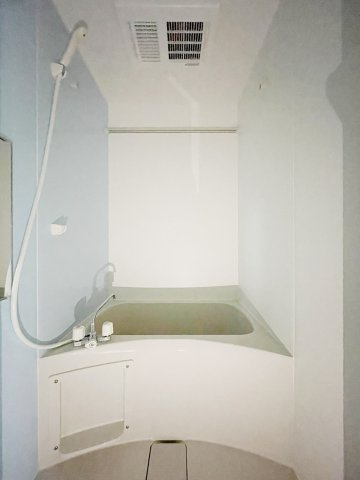 GOD BLESS OMIYAの浴室|きれいなお風呂です