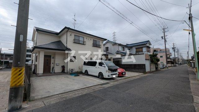 ディアコートＫの駐車場