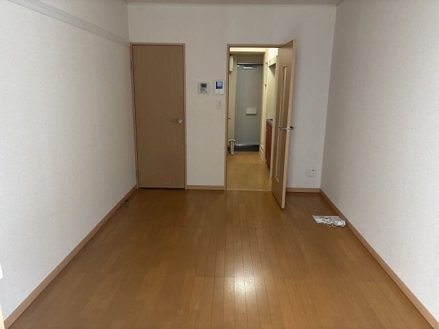 レオパレスグランシャリオの居間・リビング|使いやすい居間です