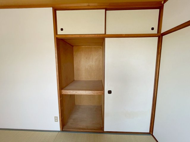 ソレイユ山本の収納|こまごまとしたものを収納できそうですね