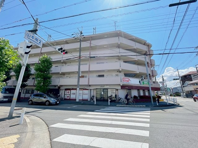 ソレイユ山本の周辺