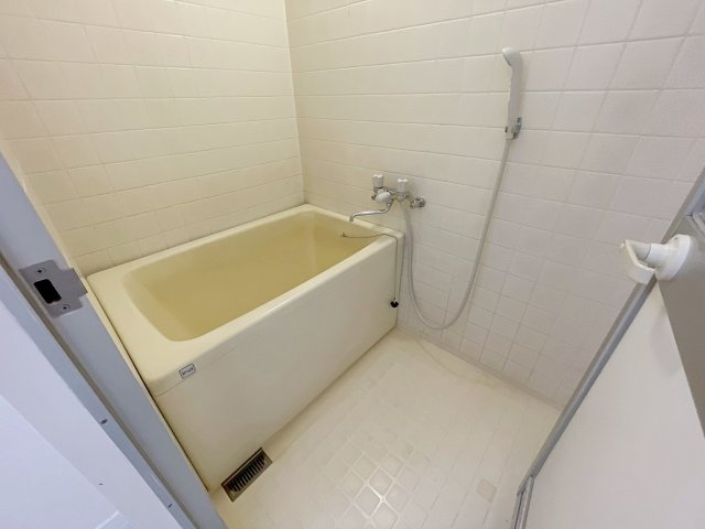 ソレイユ山本の浴室|お風呂です